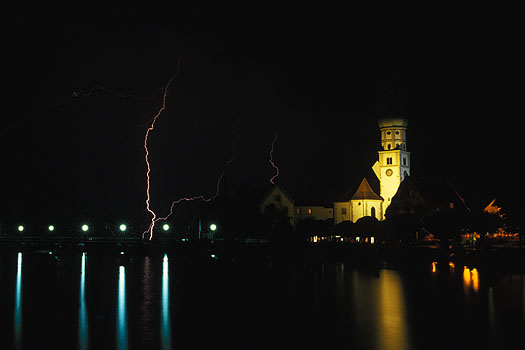 Wasserburg - Sommergewitter über der Halbinsel